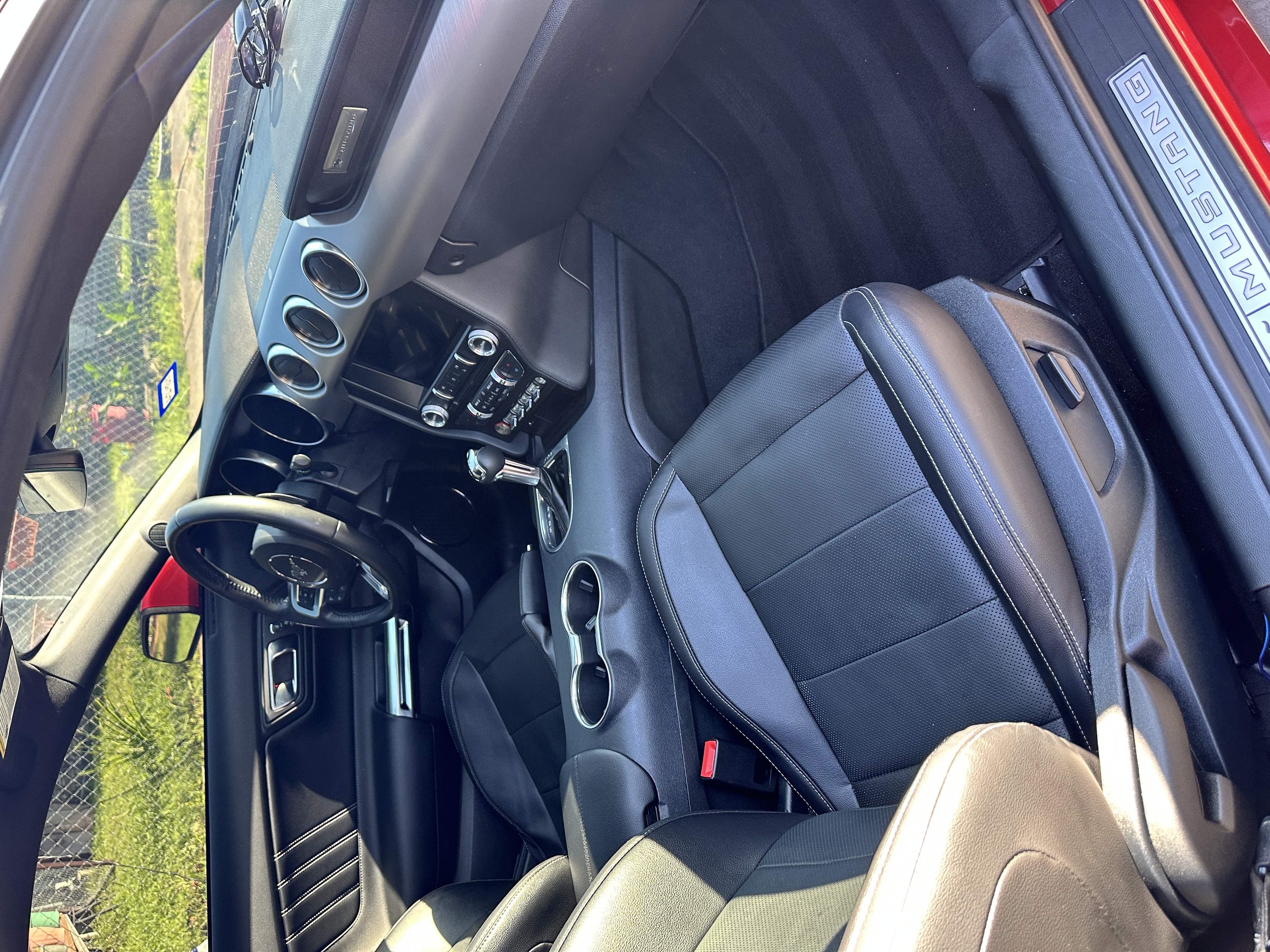 Detailing showcase photo